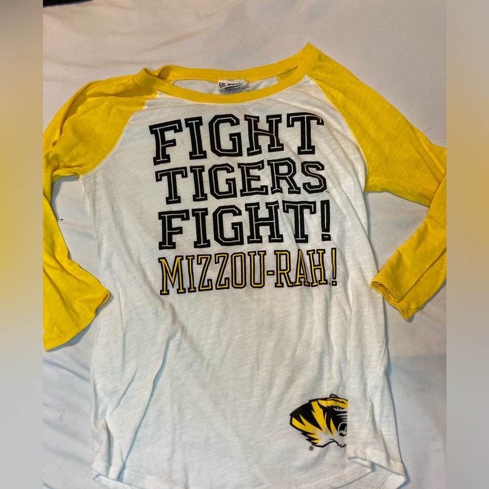 Victoria’s Secret Pink Mizzou Graphic Tee Womens L 3/4 sleeves Tigers